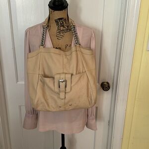 B Makowsky off White cream purse with chain